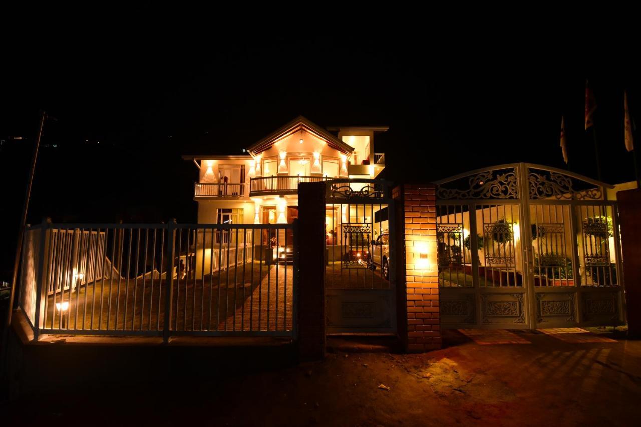 Twin Villa Red Нувара-Элия Экстерьер фото